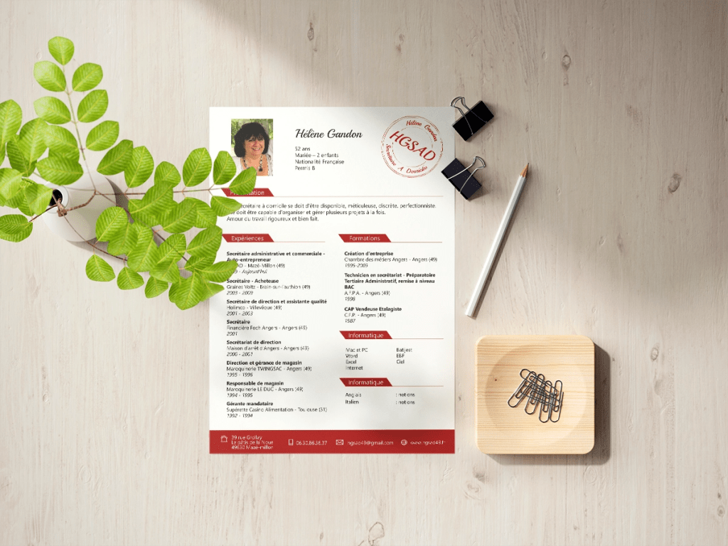 OC Infographie vous présente un CV pour une secrétaire à domicile