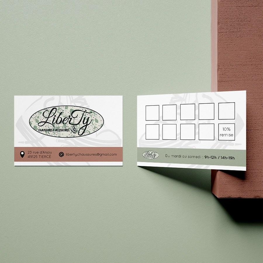 OC Infographie vous présente une carte de visite pour un magasin de chaussures & accessoires : LiberTy, Tiercé (49)